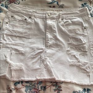 American Eagle white jean skirt